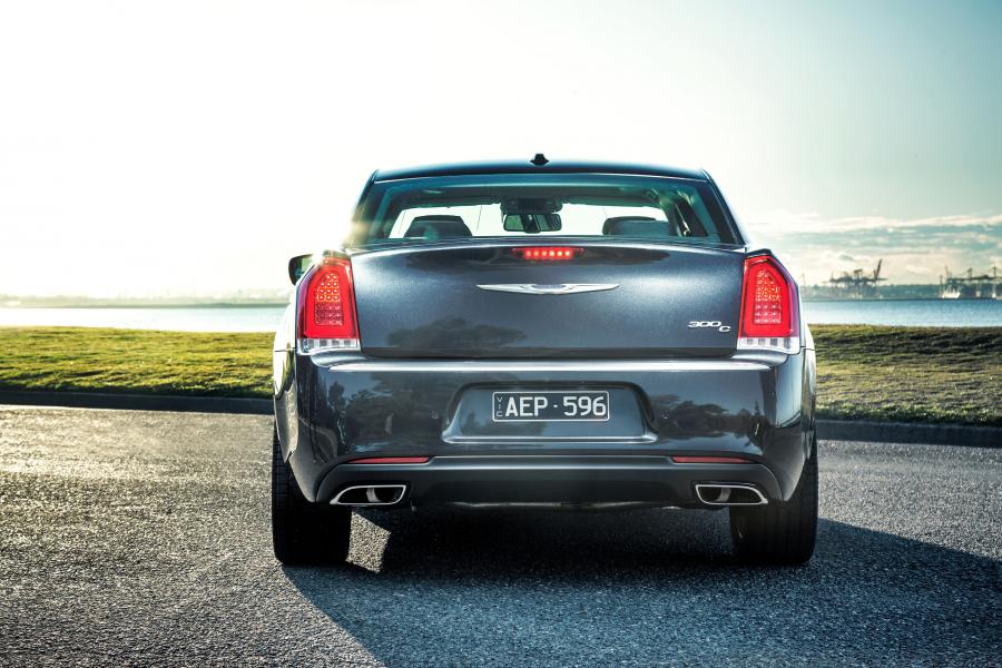  Chrysler 300C 2015 года  (AU) (фото 13 из 30)